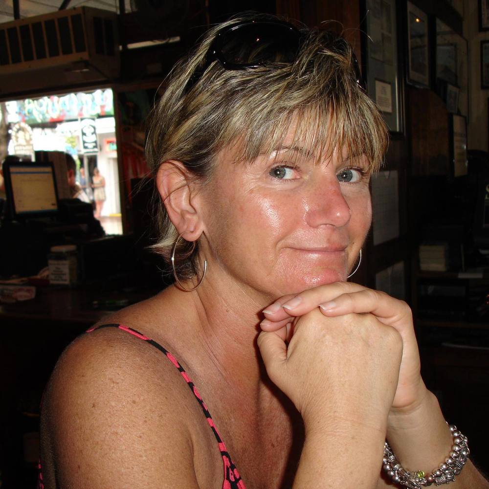 Meet your Posher, Joan